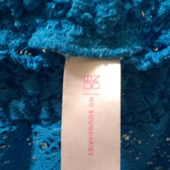 Beach & Pool Shorts - Picture 14 of 16